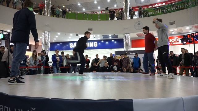 DC & bboy vs Deny Rock & El | 1/4 | breaking 2x2 | TRUE WAVE 3 | ALMETYEVSK | 18-19.11.17 смотреть онлайн
