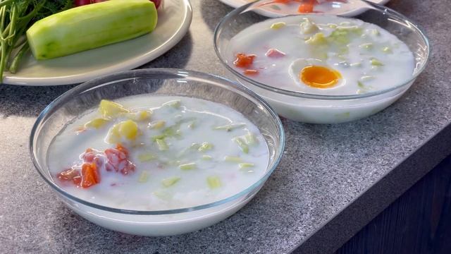 Такую ОКРОШКУ подают в ресторанах! Рецепт освежающего летнего супа. Окрошка с форелью на кефире.