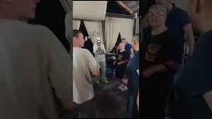 Ау, Ляпис Трубецкой исполнитель.
