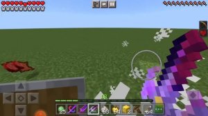 Сражаюсь  с мутантами в майнкрафт