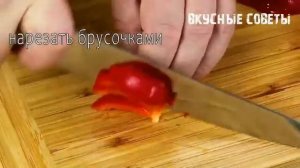 Обвалял ПЕЧЕНЬ в муке с крахмалом и поджарил! Теперь только ТАК делаю! Вкуснющий САЛАТ за 20 минут!