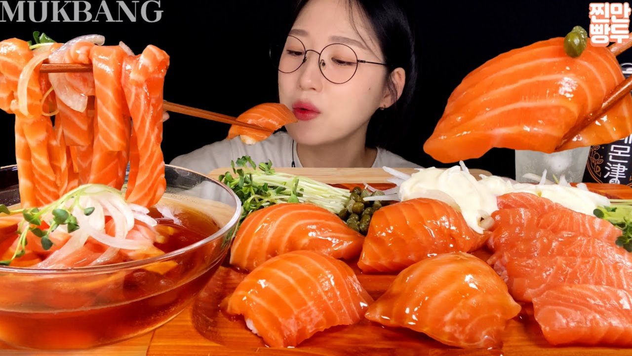 Salmon Noodles & Sushi | KOREANFOOD MUKBANG ASMR
