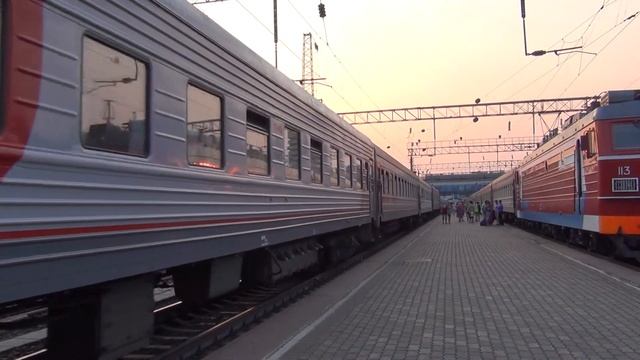 Электровоз ЭП1М-747 с поездом №118 Челябинск — Кисловодск смотреть онлайн