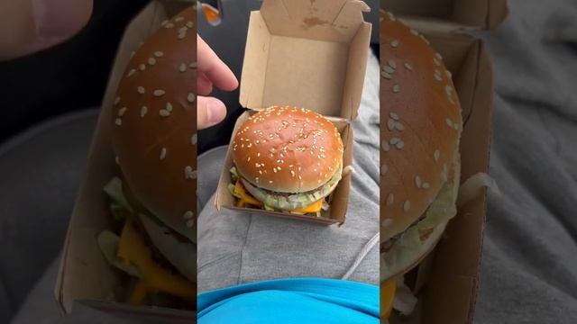 Жалкий аналог Вкусно и Точка какой-то Macdonald’s #shorts #bigmac #вкусноиточка смотреть онлайн