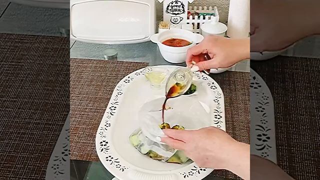 КАК ПРАВИЛЬНО ПРИГОТОВИТЬ БИТЫЕ ОГУРЧИКИ ПО КИТАЙСКИ ЗА 10 МИНУТ 🥒 СОЧНЫЕ И ХРУСТЯЩИЕ #shorts