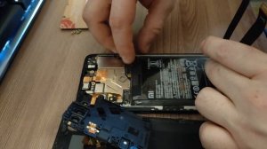 Как заменить аккумулятор батарею на Сяоми Редми 7 ?