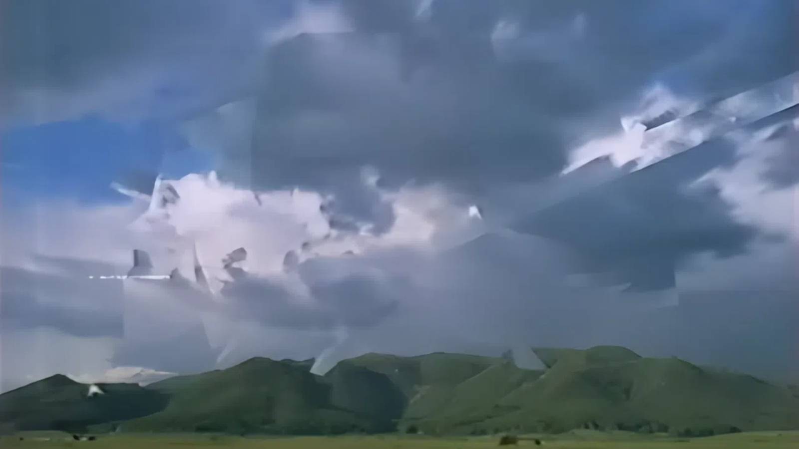 Заставка с облаками Первый канал, 2003 смотреть онлайн