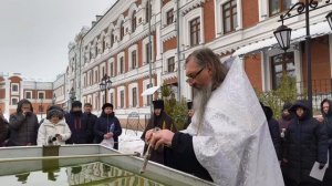 ОСВЯЩЕНИЕ ВОДЫ  В ИВЕРСКОЙ ОБИТЕЛИ В КРЕЩЕНСКИЙ СОЧЕЛЬНИК