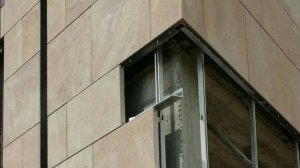 Облицовка цоколя дома . Готовые цоколя производят в Жуковском .