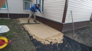 КАК УТРАМБОВАТЬ ПЕСОК СВОИМИ СИЛАМИ БЕЗ ВИБРОПЛИТЫ ПОД СТЯЖКУ