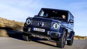 Mercedes-Benz G 500 Geländewagen Off-Road Vehicle (2024) Exterior Interior