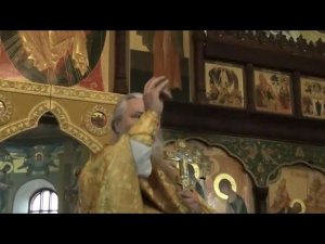 Как брать у священника благословение и что оно означает?