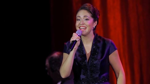 Алёна Петровская-Бабочка (муз. и сл. Светлана Новожилова) смотреть онлайн