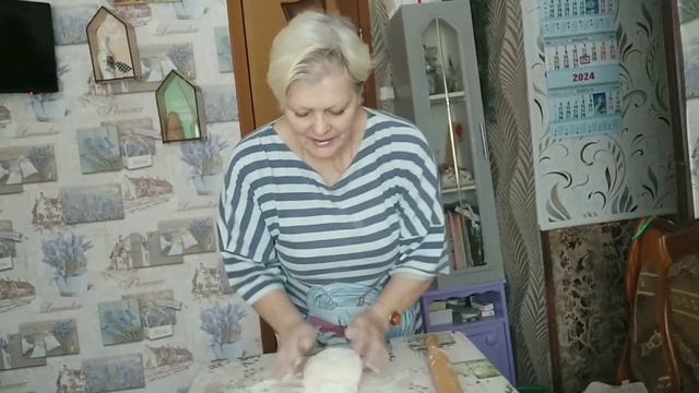 ПИРОЖКИ с солеными огурчиками #липецкаяобласть #чаплыгин #готовимдома #бабушканаучит #сельскаяжизнь