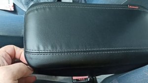 Новый подлокотник для моего авто.