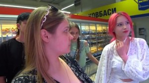 СОБИРАЕМСЯ НА ПЛЯЖ !!!ДЕВОЧКИ СПАЛИЛИСЬ !!! ЧТО КУПИЛИ?