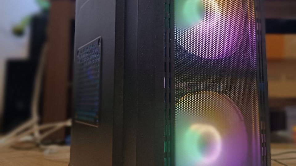 e5 2640v4 RX 5600 XT