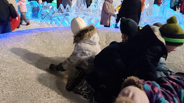 Встречаем новый 2025 год