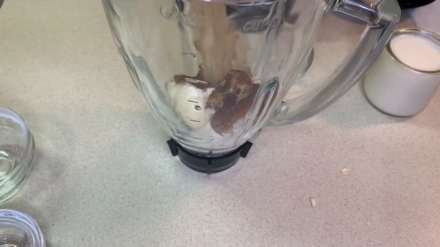 Coffee Banana Breakfast smoothie #Coffeesmoothie #toyaskitchen #breakfast smoothie смотреть онлайн