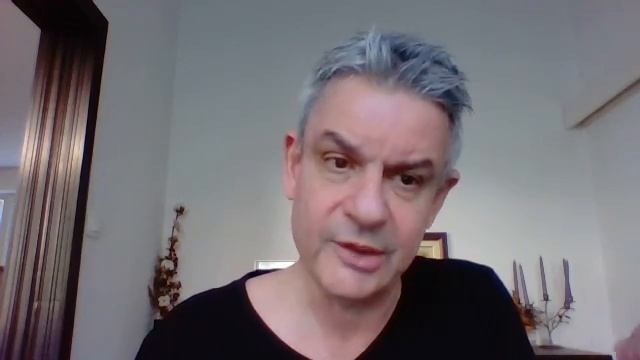 How Trauma Breaks You Apart (Structural Dissociation) смотреть онлайн