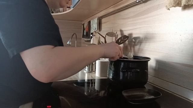 VLOG: Готовлю завтраки, немного А4 и мукбанга + книжный шкаф смотреть онлайн