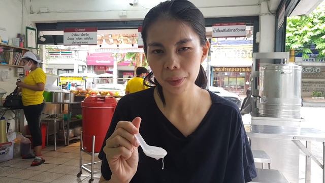 Es Campur Khas Thailand dengan topping 50 macam - Cheng Sim Ei смотреть онлайн