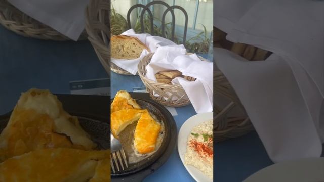 what i eat in a day in a calorie deficit to lose weight #caloriedeficit #wieiad #weightloss #shorts смотреть онлайн