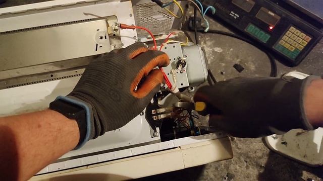 Jak zarobić ponad 50zł z mikrofalówki? srebro w mikrofali| mikrofalówka na złom смотреть онлайн