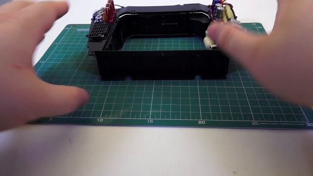 Назад в Будущее, ДеЛориан (84-86) - Моторный отсек смотреть онлайн