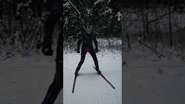 увеличьте скорость #коньковыйход #лыжи #лыжник #ski ##skicountry смотреть онлайн