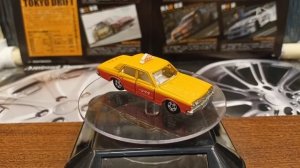 Toyota Crown Taxi tomica 1:64