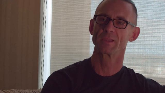 Chuck Palahniuk Interview - San Diego Comic-Con 2015 смотреть онлайн