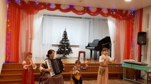 Игровая песня " Заинька,  попляши". Поёт Яблочкова Арина, " ДШИ" г Нея