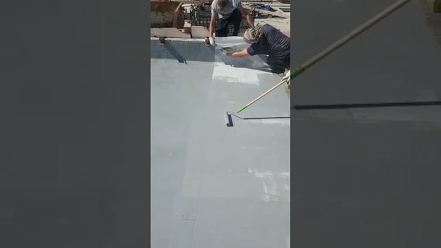 Гидроизоляция кровли многоэтажного жилого дома. Бетонное основание. Жидкая гидроизоляция Elastomeric