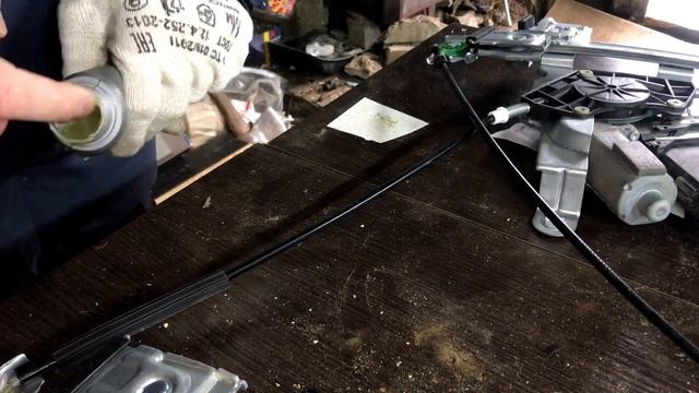 Замена стеклоподъемника Skoda Octavia Tour смотреть онлайн