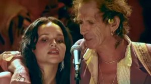 Keith Richards and Norah Jones - Love Hurts