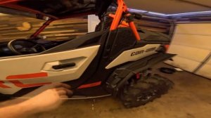 HOW TO CHANGE ENGINE OIL AND FILTER IN A 1000R! CAN AM MAVERICK SPORT XRC MAINTENANCE!