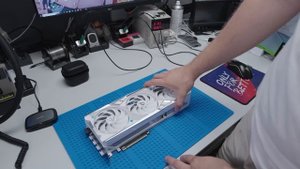 Colorful Vulcan w rtx 4070ti Super