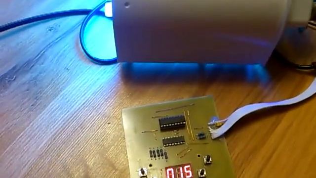 PIC16F628A With LED 7-Segment 3 Digit, UV Lamp control. 4 Timers. смотреть онлайн