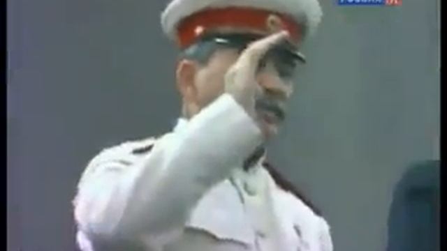 Утро красит нежным цветом стены древнего Кремля... Первомай на Красной площади. смотреть онлайн