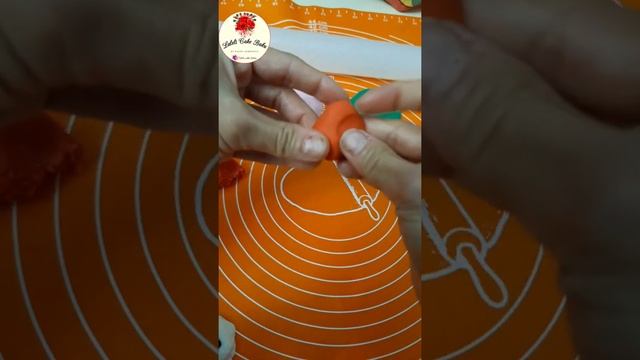 Marcipan reng qarisimi ( seker hamuru renk karisimi ) смотреть онлайн