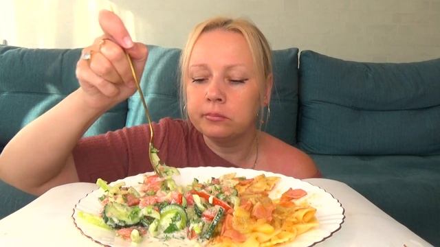 макароны с кабачками и сосисками салат со сметаной смотреть онлайн