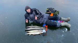 Ловля Щуки на Жерлицы.