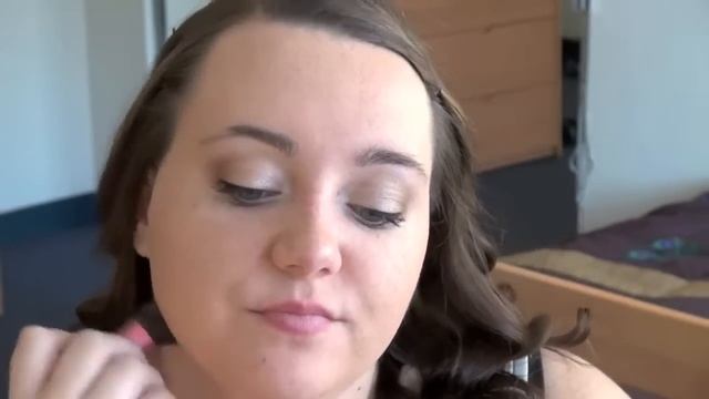 REVIEW: CHANEL Vitalumiere Aqua & Tutorial смотреть онлайн