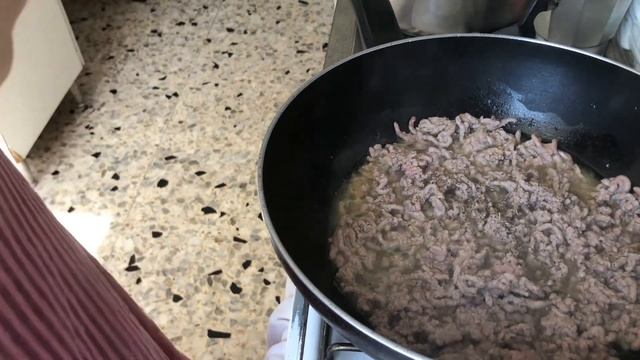 Готуємо МАКАРОНИ по ФЛОЦЬКИ та ЗУПУ на КУРЯЧИХ КРИЛЬЦЯХ | 😋 смотреть онлайн