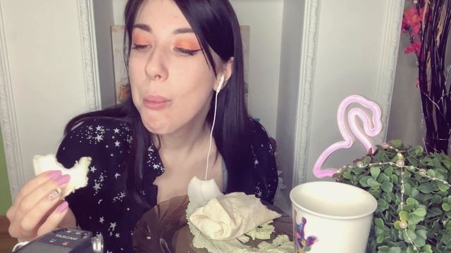 Итинг шаурмы Асмр /Мукбанг/ ASMR EATING / Mukbang смотреть онлайн