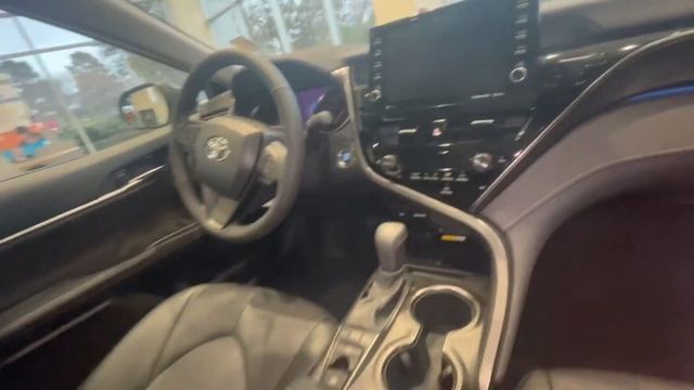 2023 XSE Silver AWD Camry смотреть онлайн