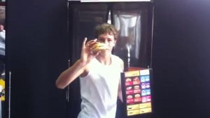 гамбургер прямо из меню.