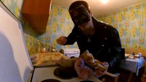 ШОК! ДиМай готовит новогоднюю ёлку и ...ПЬЁТ!