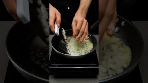 Картофель с куриной грудкой.